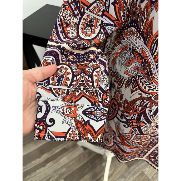 Gianni Bini Women’s Tunic Top Blouse Paisley Size M Long Sleeve V Neck - Picture 11 of 15